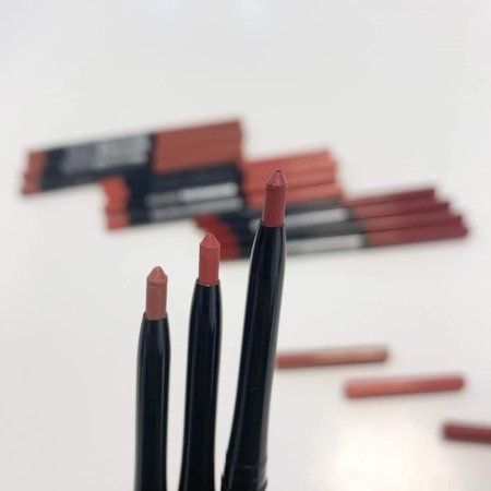 Lip Liner (محدد شفاه)