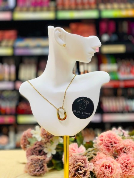 قلادة (Necklace) ستانلس لون ذهبي