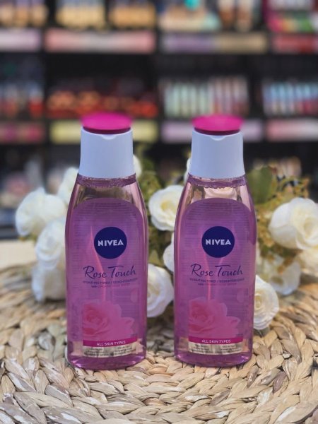 تونر NIVEA Rose Touch بماء الورد العضوي